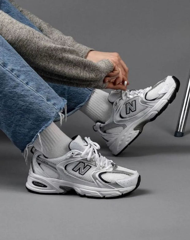 <h2>NEW BALANCE</h2>