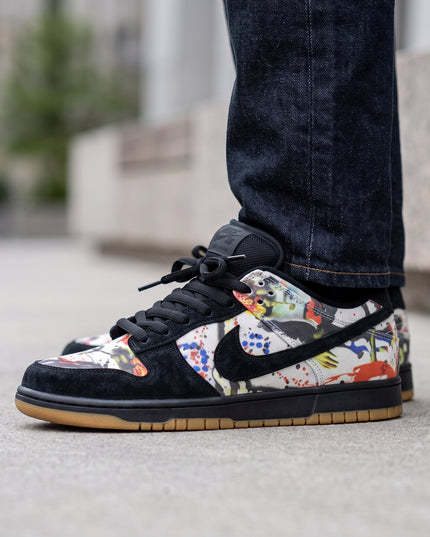 Nike SB Dunk Low x Supreme Rammellzee — 3/4 studio angle