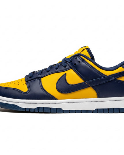 Nike Dunk Low Michigan — Side profile