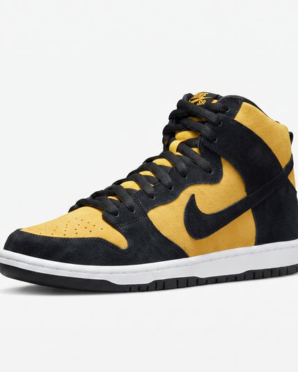 Nike SB Dunk High Reverse Goldenrod — 3/4 studio angle