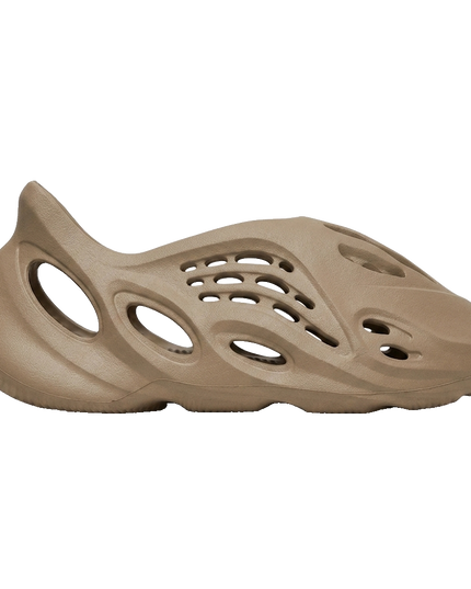 Yeezy Foam Rnnr Clay Taupe — Side profile