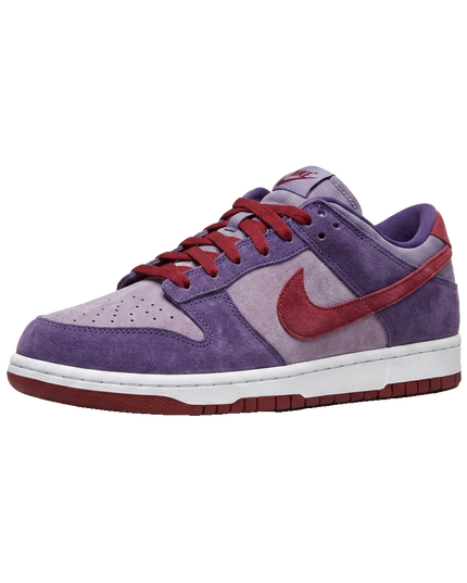 Nike dunk Low plum — 3/4 studio angle