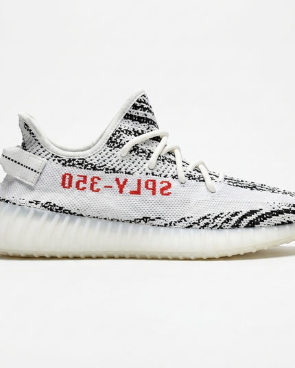 Yeezy 350 zebra — Side profile