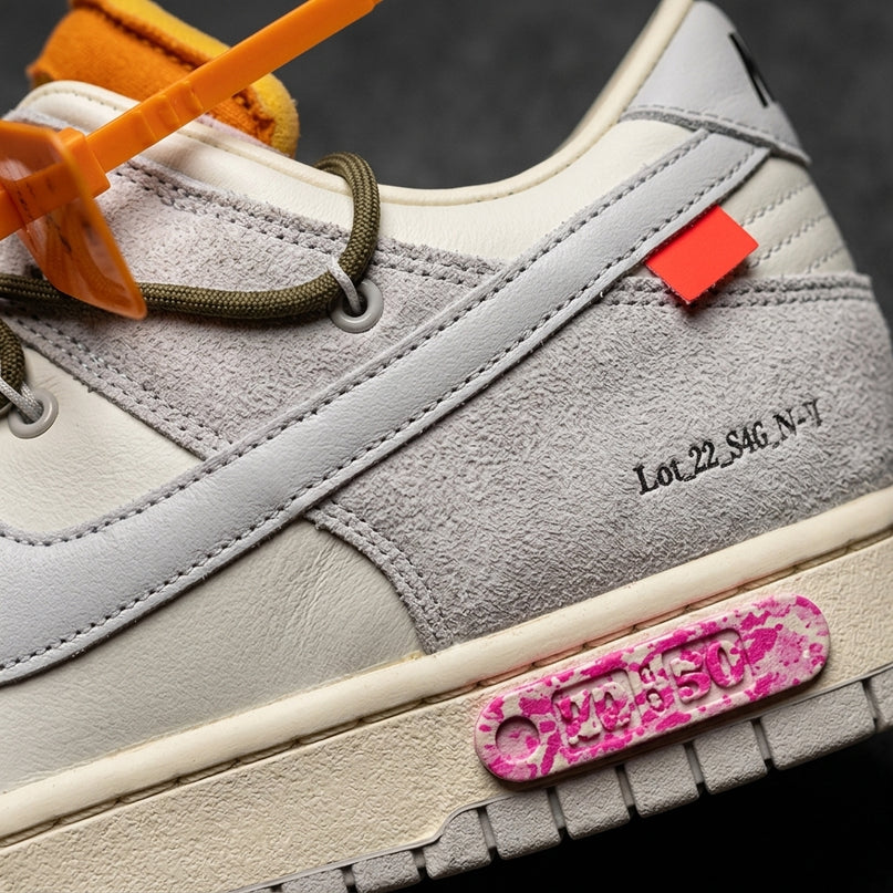 Dunk Low Off-White Lot 22 — Premium detail close-up
