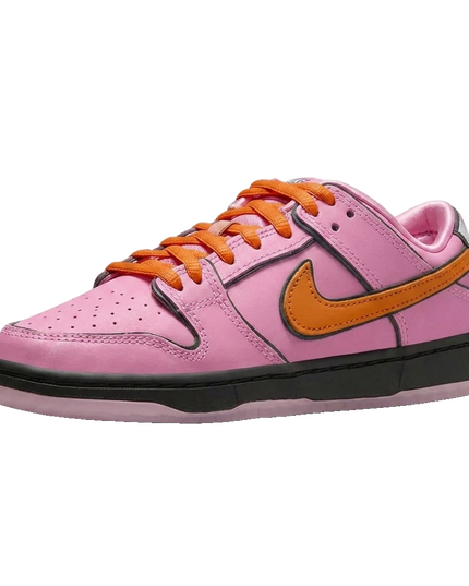 Nike SB Dunk Low Powerpuff Blossom PS — 3/4 studio angle