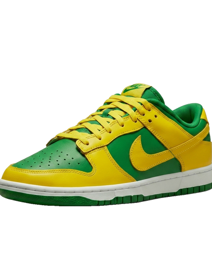 Dunk Low Reverse Brazil — 3/4 studio angle