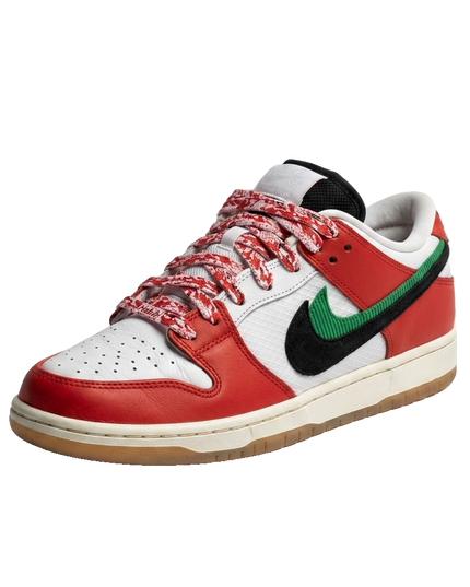 Nike SB Dunk Low Habibi USED — 3/4 studio angle