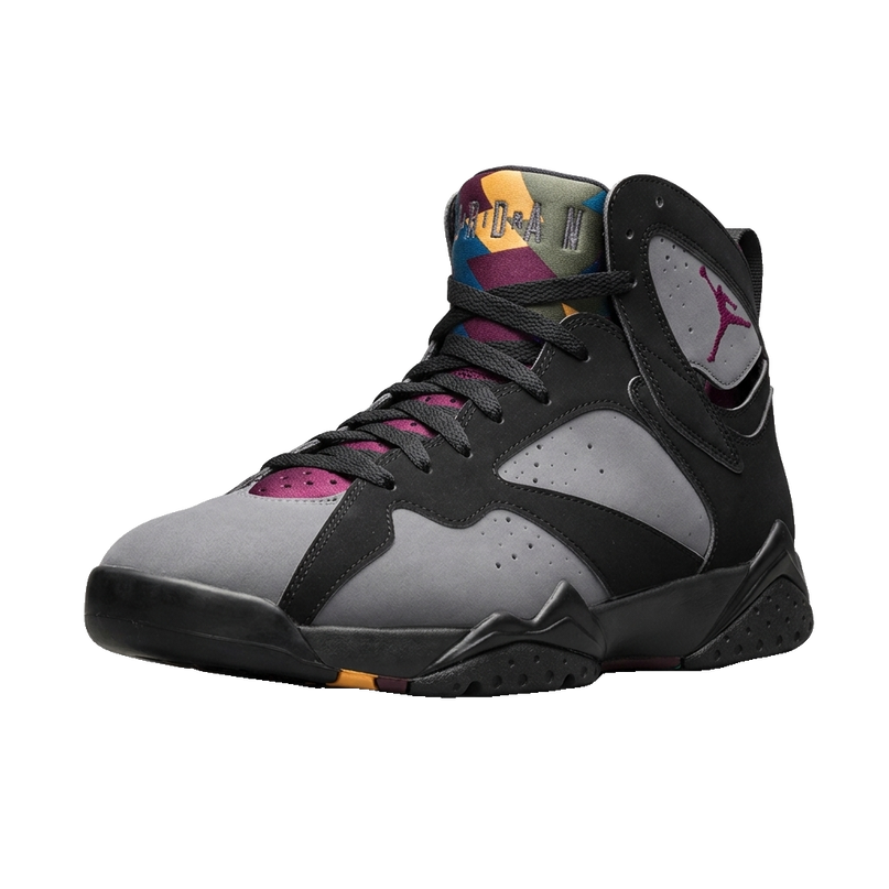 Air Jordan 7 Retro bordeaux (2015) — 3/4 studio angle