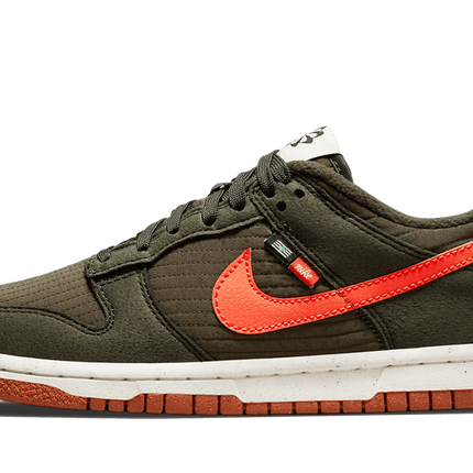 Dunk Low Toasty Sequoia g