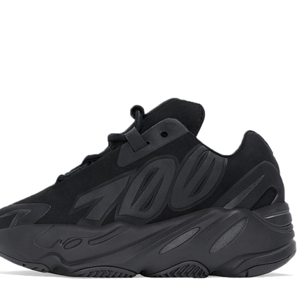 yeezy 700 mnvn black infants