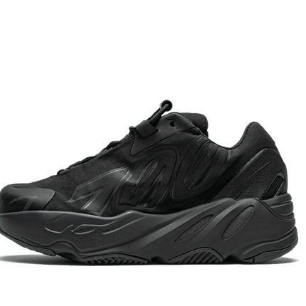 Yeezy 700 mnvn