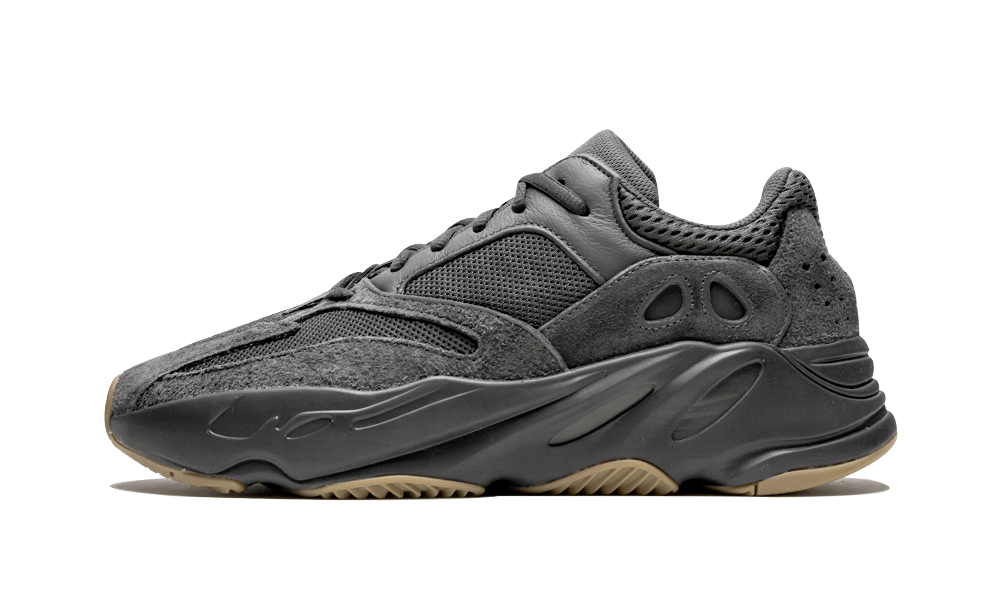 Yeezy 700 utility black