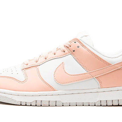 Dunk low pale coral