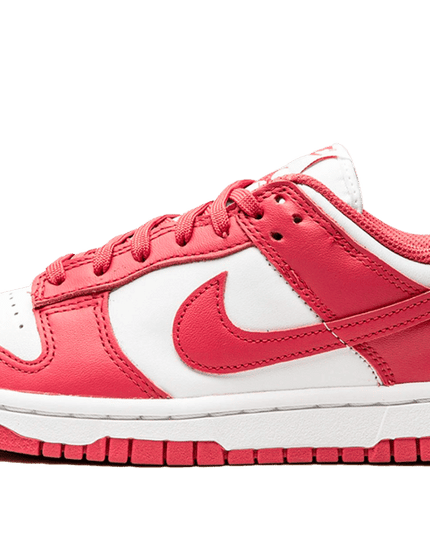 Nike dunk low archeo pink