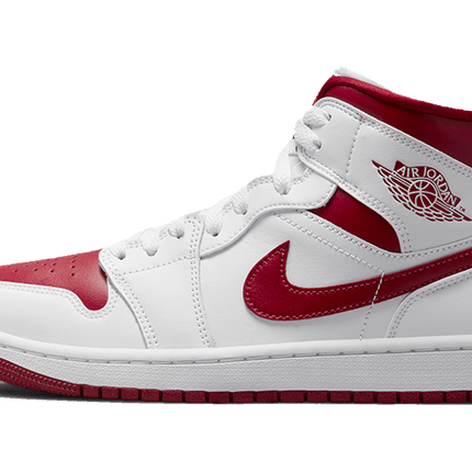 jordan 1 mid reverse chicago