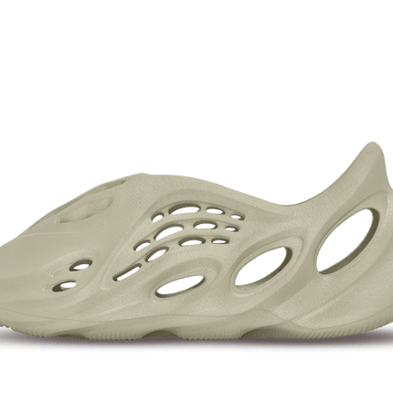 Yeezy foam rnnr stone salt