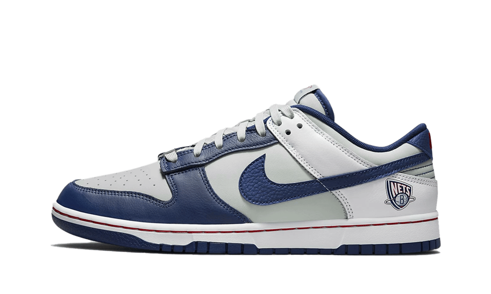 Dunk low Brooklyn Nets