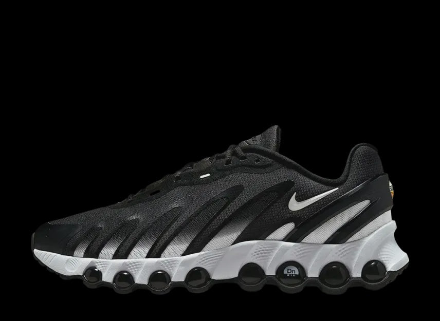 Nike Air Max DN8 "Triple Black/White"
