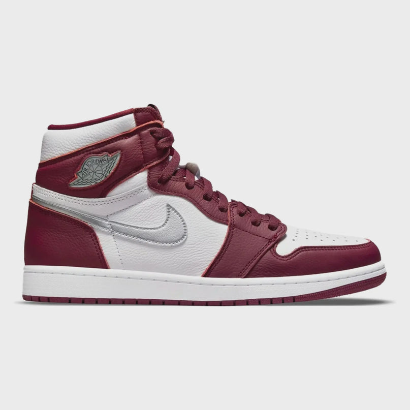 Air Jordan 1 Retro High OG "Bordeaux"