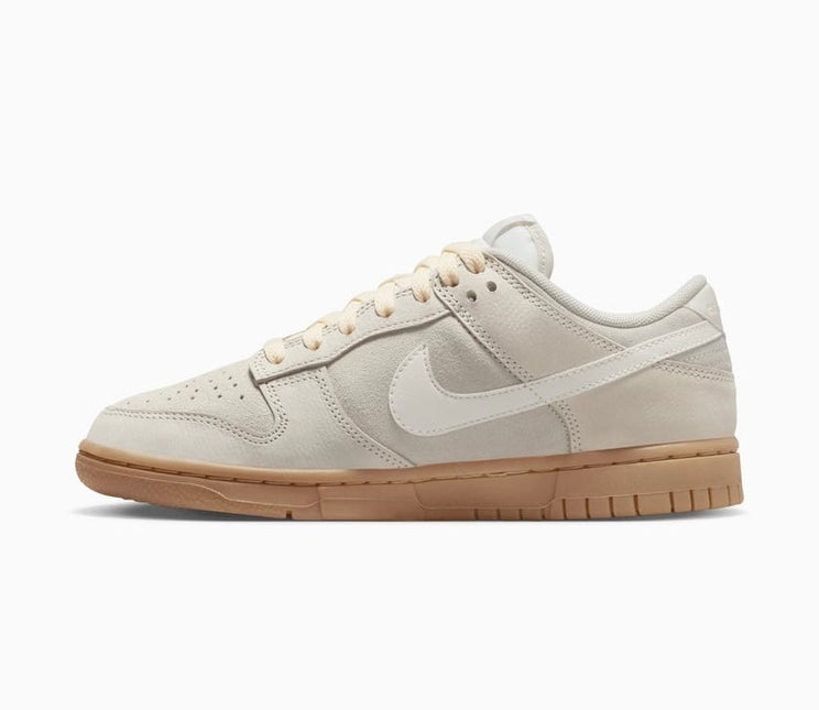 Dunk Low Hangul Day