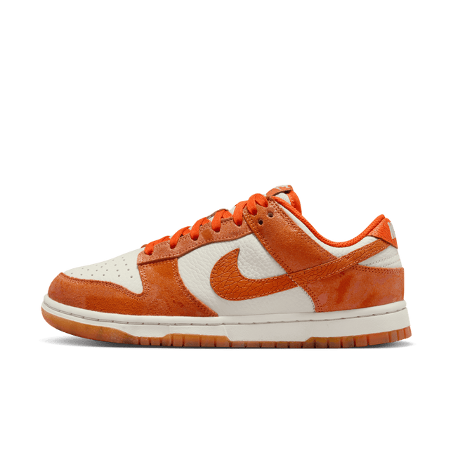 Dunk Low Cracked Orange