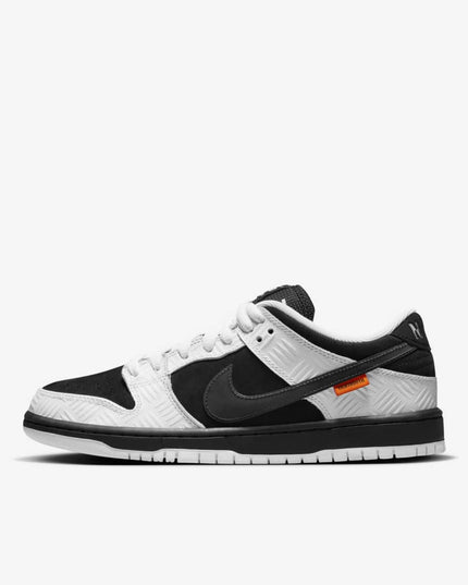 Dunk sb Low Tightbooth