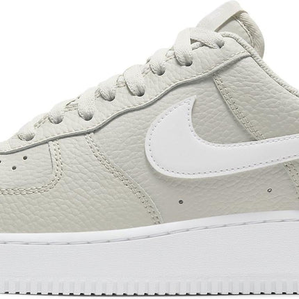 NIKE Air Force 1 ‘07 ‘Light Bone’