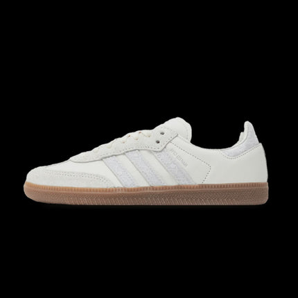 Adidas Samba og Naked Copenhagen