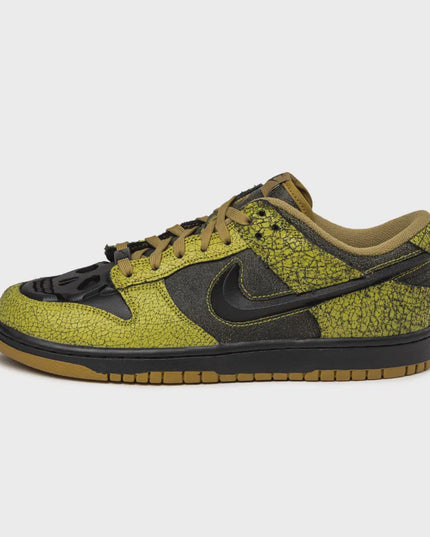 Nike Dunk Low QS Halloween Skull