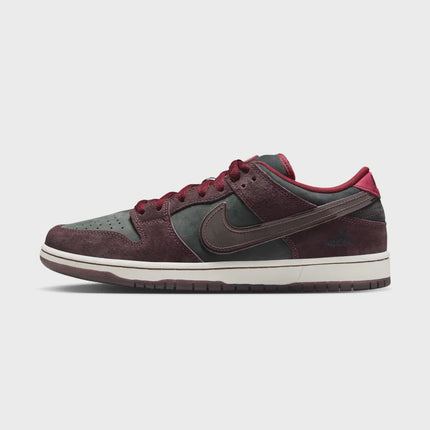 Riot Skateshop x Dunk Low SB Pro