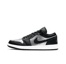 wmns air jordan 1 low se black/metallic silver-white