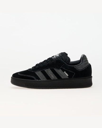 Adias Samba XLG Black Carbon