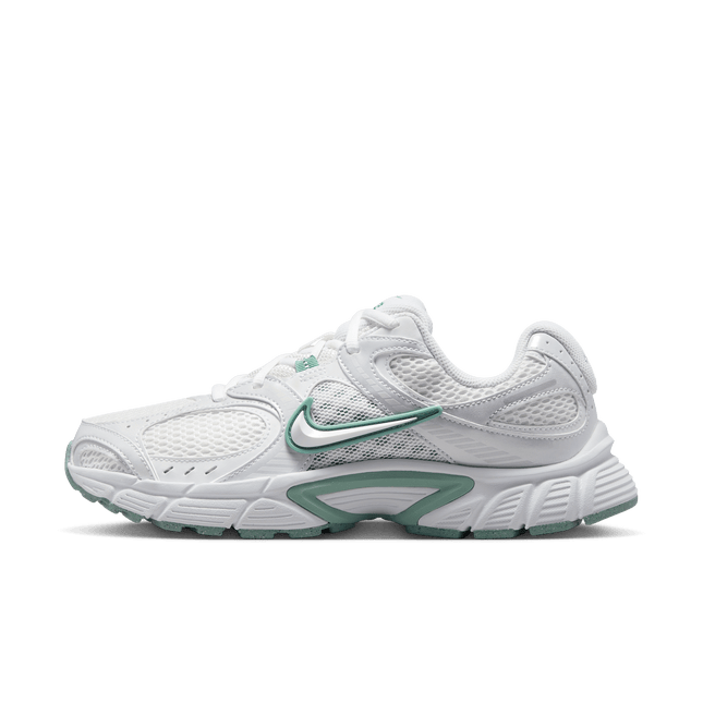 Nike V5 RNR Wmns "Cannon White"