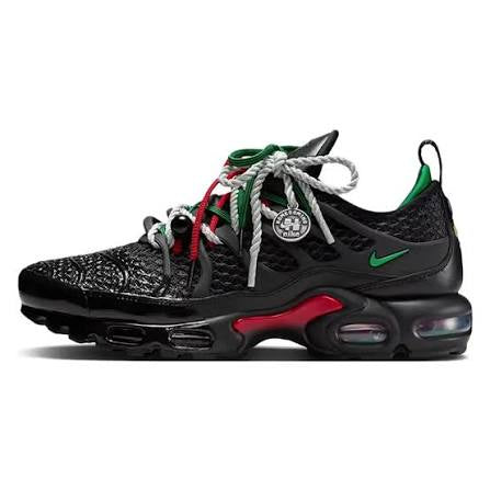 Nike Air Max Plus Homecoming Black