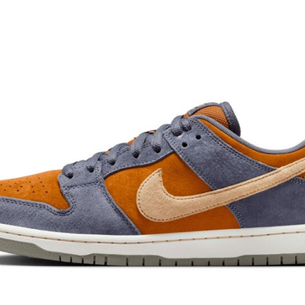 Nike SB Dunk Low Pro "Light Carbon"